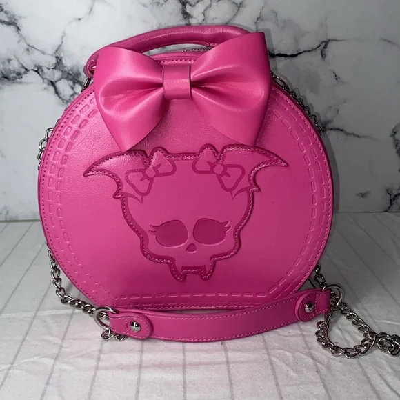 Monster High Draculaura Bow Crossbody Bag Pink Round Crossbody Bag Chain Strap - Picture 2 of 13